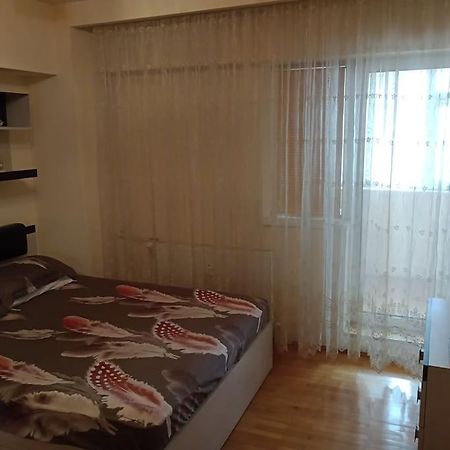Apartament Ultracentral Kfc Крайова Екстериор снимка