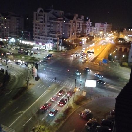 Apartament Ultracentral Kfc Крайова Екстериор снимка