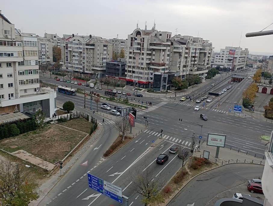 Apartament Ultracentral Kfc Крайова Екстериор снимка
