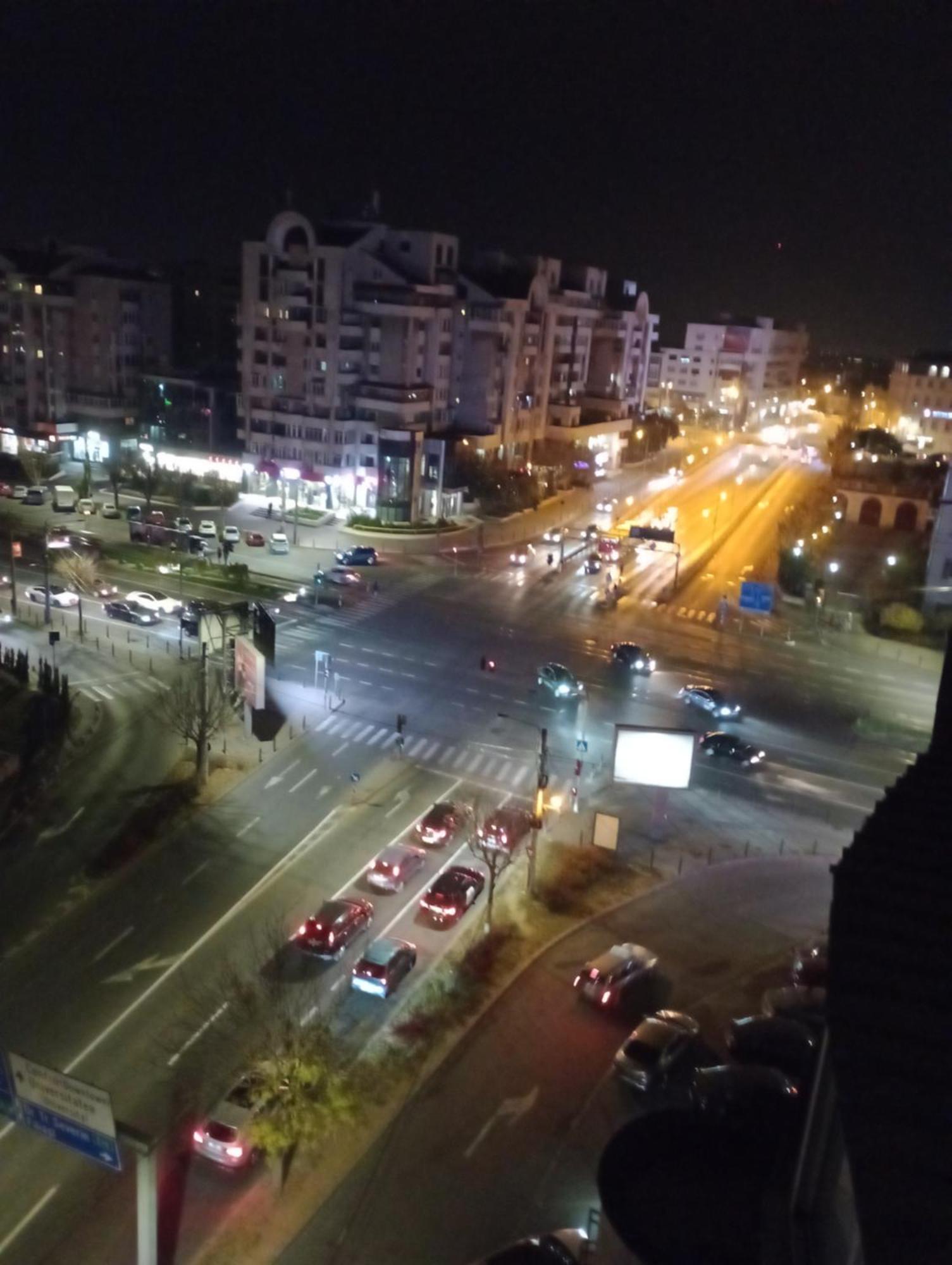 Apartament Ultracentral Kfc Крайова Екстериор снимка